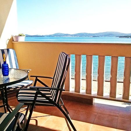 Beach Apartment Sveti Filip I Jakov - Turanj Ngoại thất bức ảnh